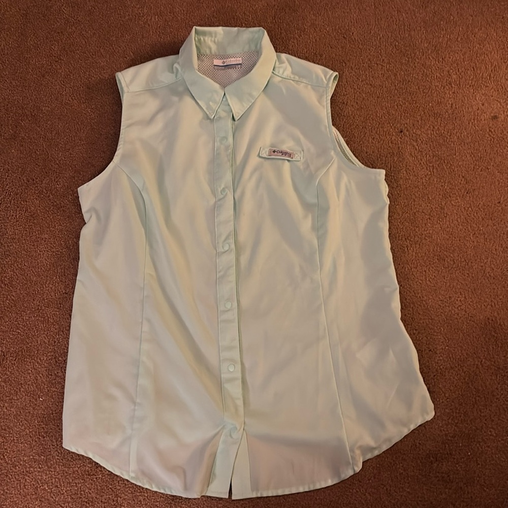 COLUMBIA PFG SLEEVELESS TOP